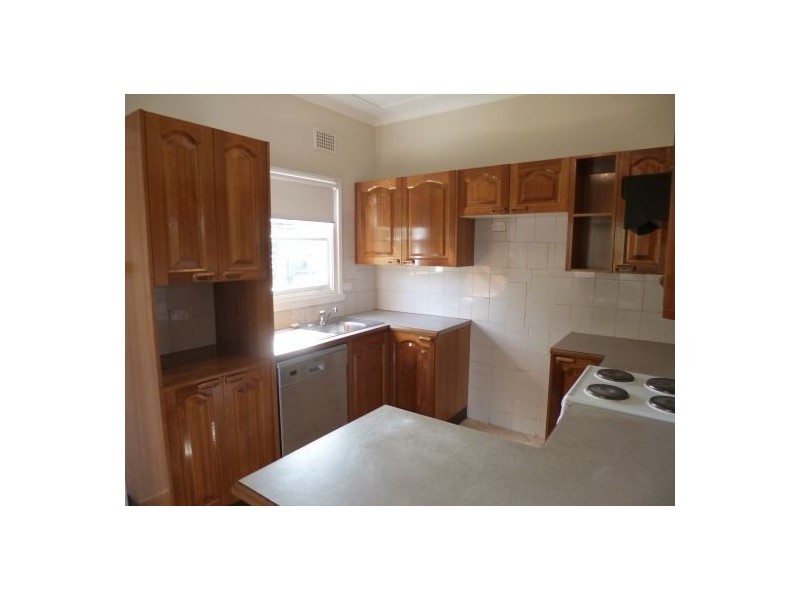 14 Wells Street, East Gosford NSW 2250