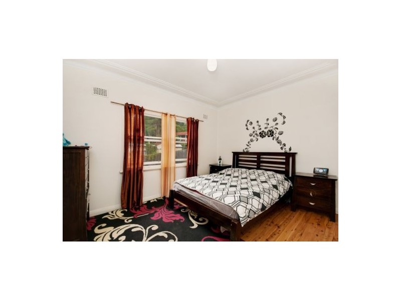 46 Railway Crescent, Lisarow NSW 2250