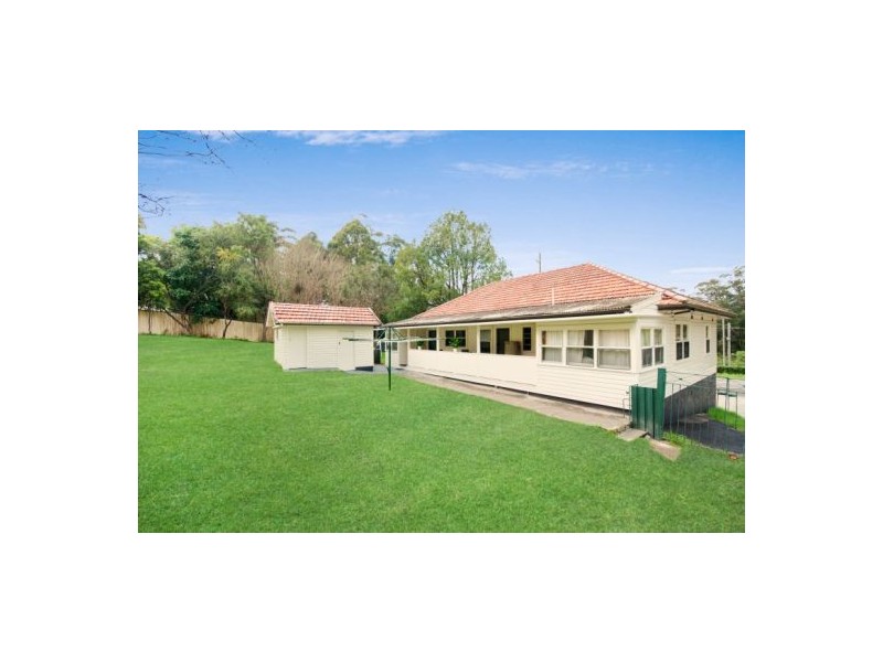 46 Railway Crescent, Lisarow NSW 2250