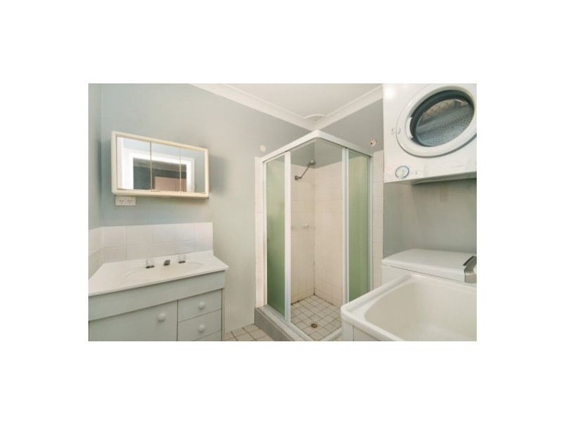 4/33 Central Coast Highway, West Gosford NSW 2250