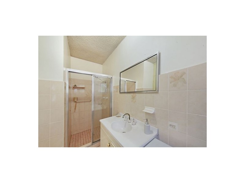 3/11 Lynn Avenue, Point Frederick NSW 2250