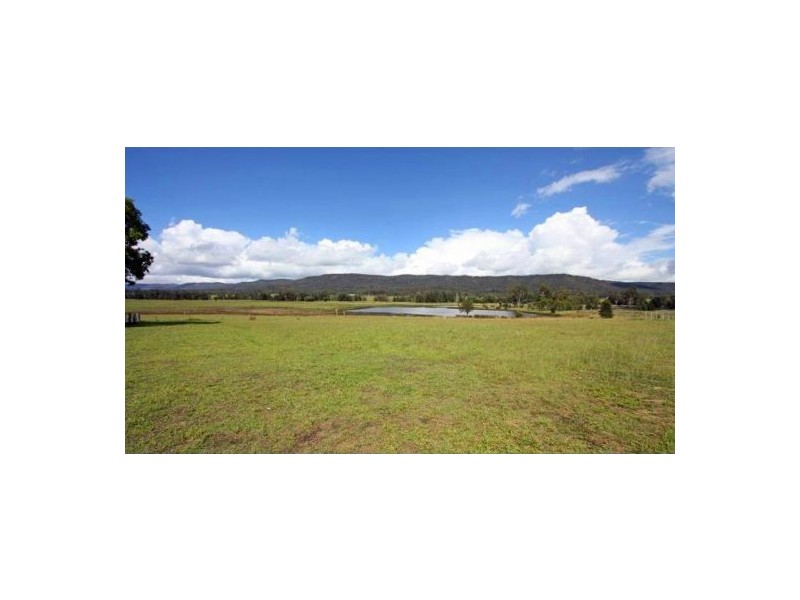 5 Tenth Avenue, Millfield NSW 2325