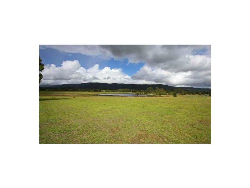 5 Tenth Avenue, Millfield NSW 2325
