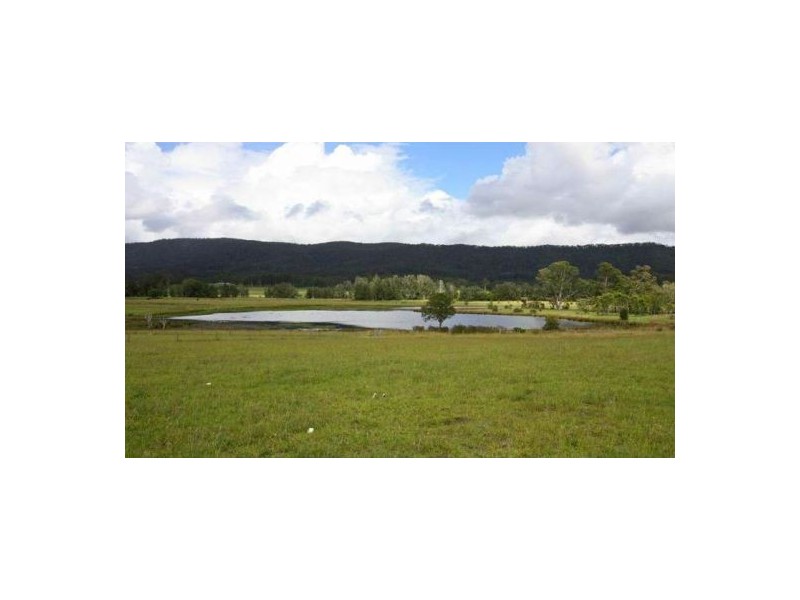 5 Tenth Avenue, Millfield NSW 2325