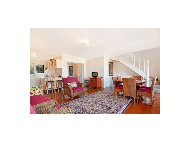 5/4 Broadview Ave, Gosford NSW 2250