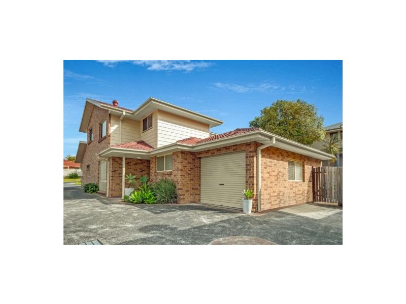 2/35 Boronia Street, East Gosford NSW 2250