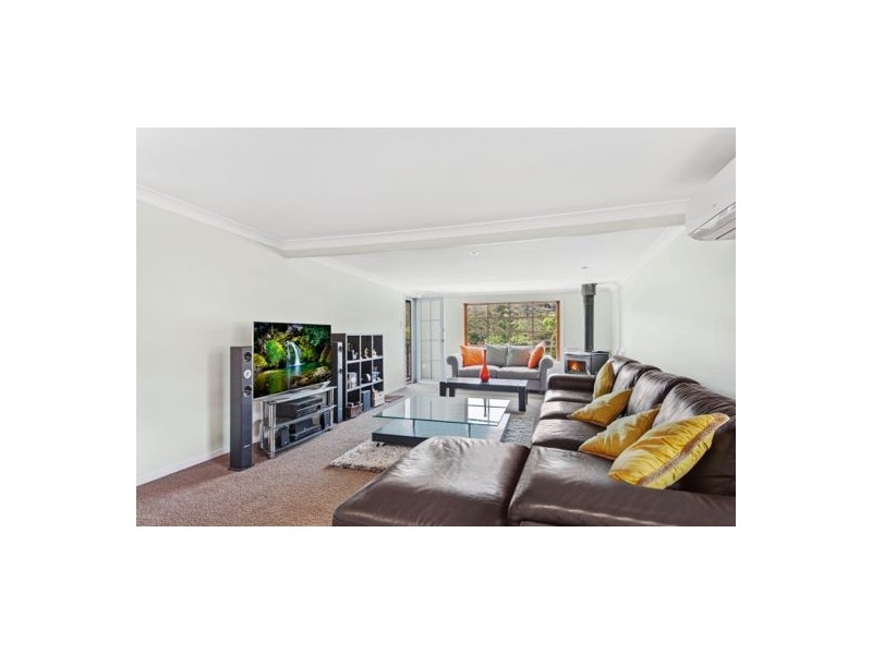 111 Maidens Brush Road, Wyoming NSW 2250