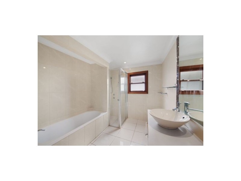 111 Maidens Brush Road, Wyoming NSW 2250