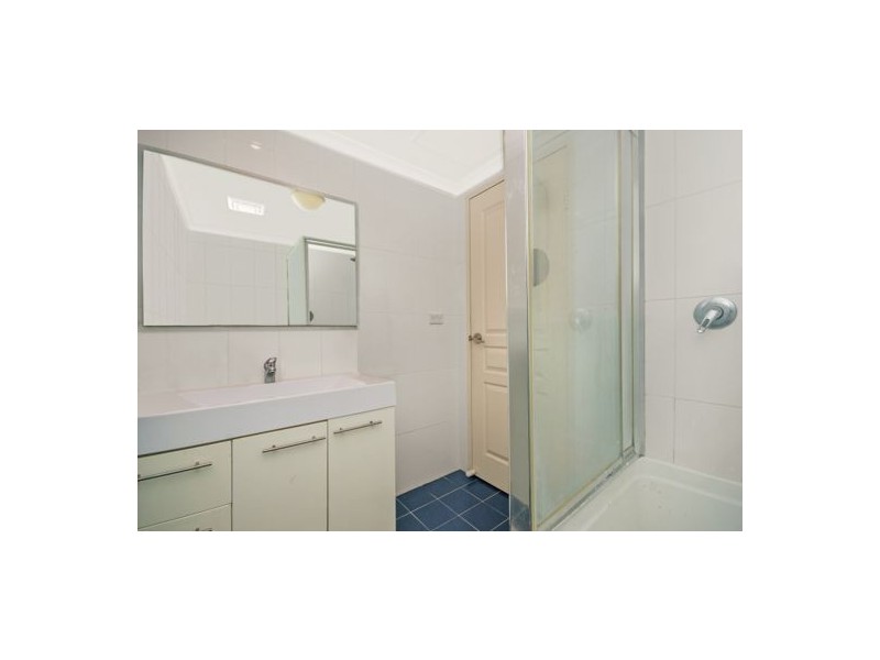 15/72-82 Mann Street, Gosford NSW 2250