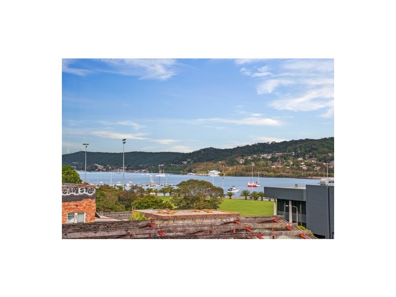 15/72-82 Mann Street, Gosford NSW 2250