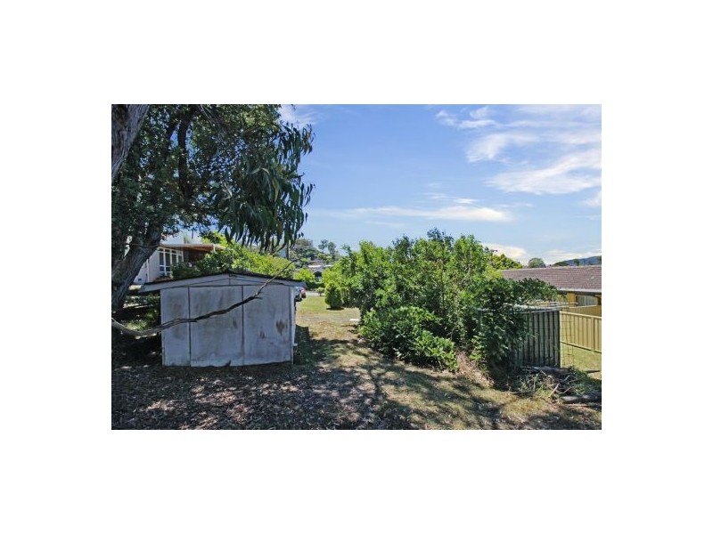 32 Henry Parry Drive, East Gosford NSW 2250