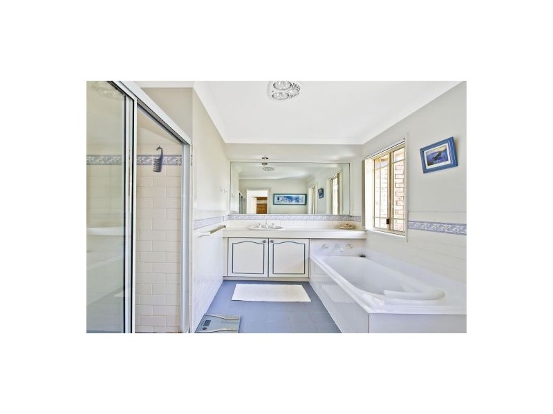 17/15 Koolang Road, Green Point NSW 2251