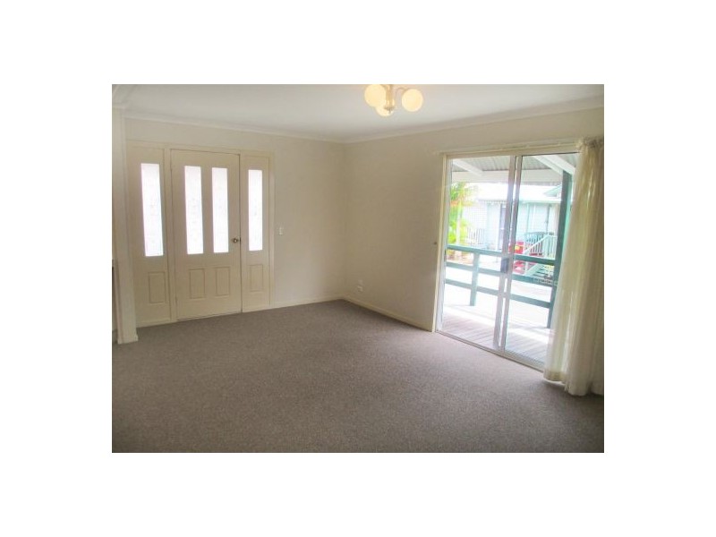 63 Second Avenue, Green Point NSW 2251