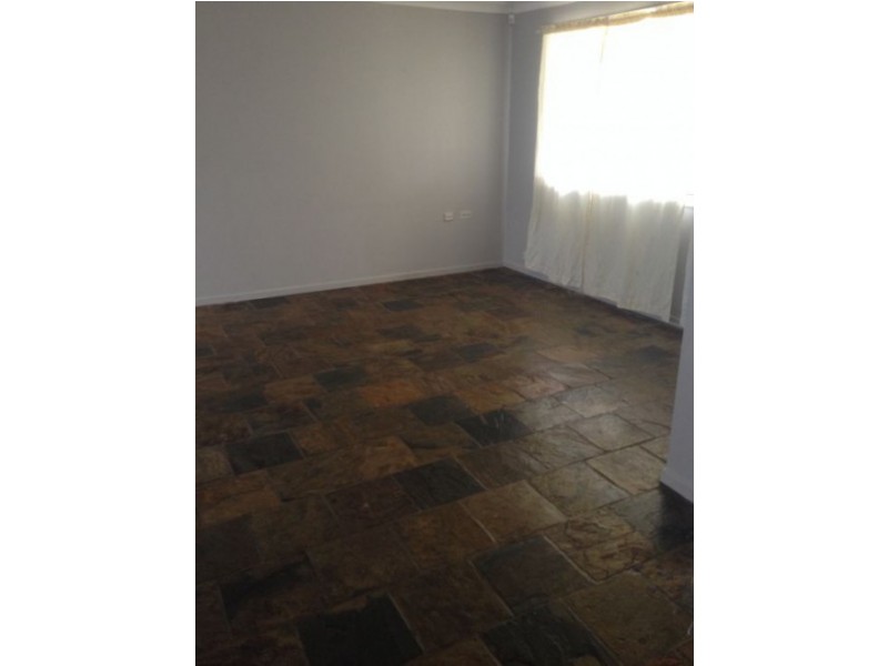 138 Cresthaven Avenue, Bateau Bay NSW 2261