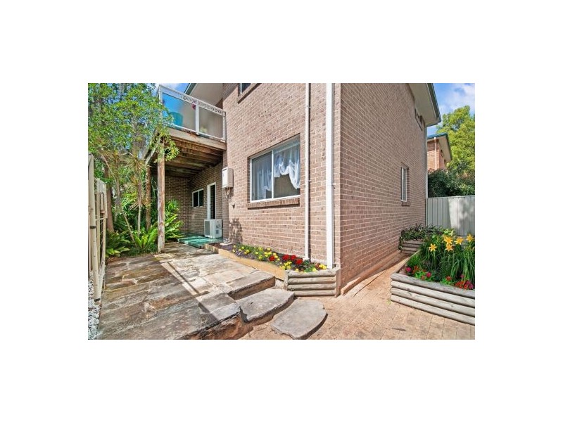 8/54 Frederick Street, Point Frederick NSW 2250