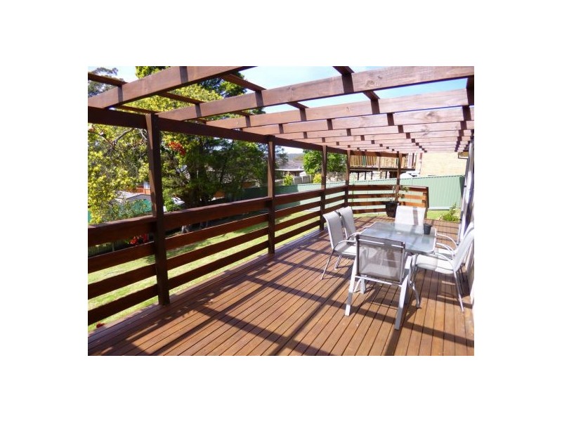 60 Holcombe Avenue, Narara NSW 2250