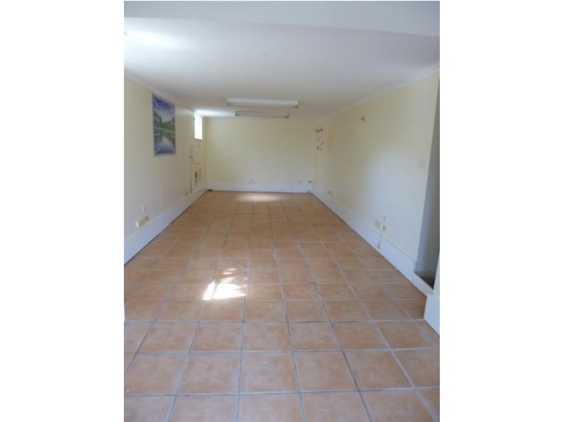 11 Range Road, North Gosford NSW 2250