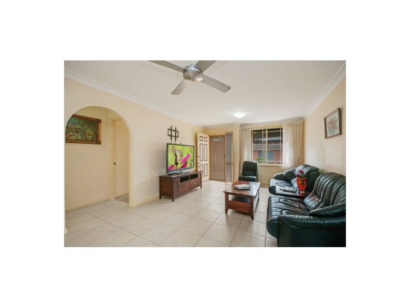 5/31 Cary Street, Wyoming NSW 2250