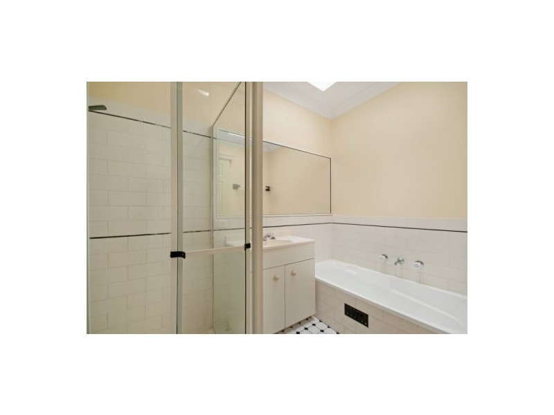 5/31 Cary Street, Wyoming NSW 2250