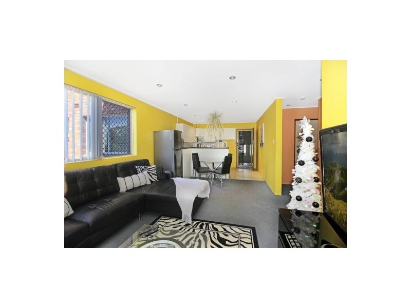 2/57 Henry Parry Drive, Gosford NSW 2250