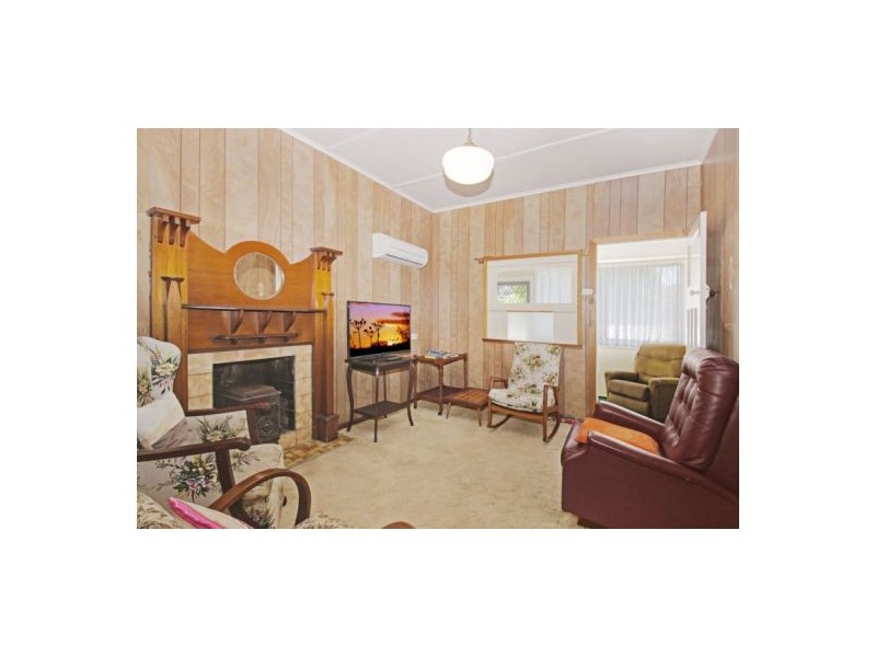 32 Henry Parry Drive, East Gosford NSW 2250