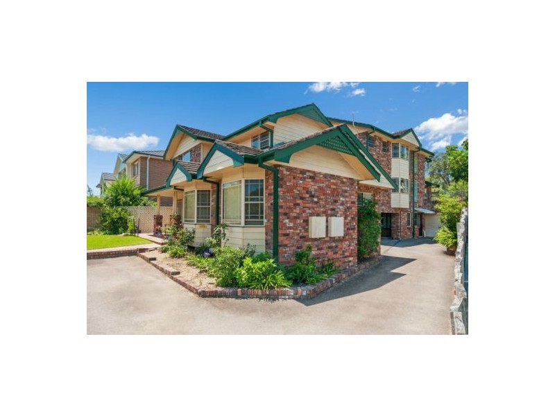 2/19 Adelaide Street, East Gosford NSW 2250