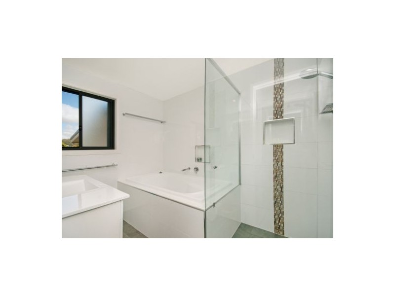 11 Springfield Road, Springfield NSW 2250