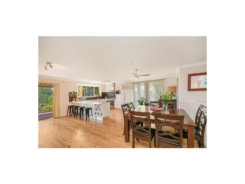 84 Taylor Road, Lisarow NSW 2250