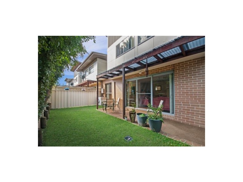 2/119 Victoria Street, East Gosford NSW 2250