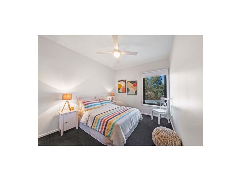 2/17 Brougham Street, East Gosford NSW 2250