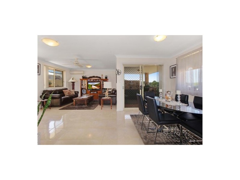 2/53 Russell Street, East Gosford NSW 2250