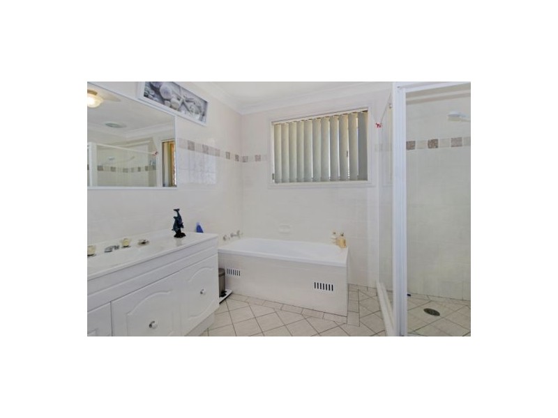 2/53 Russell Street, East Gosford NSW 2250