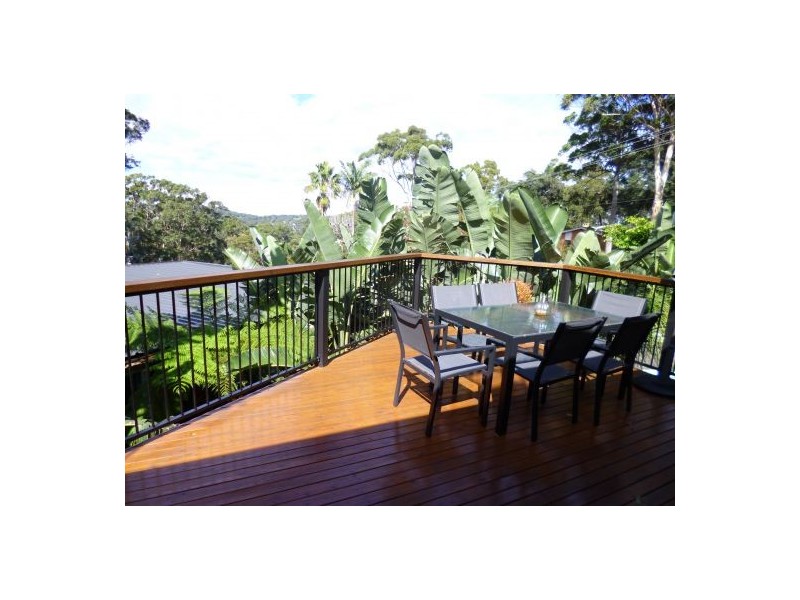 4 Beachcomber Parade, North Avoca NSW 2260