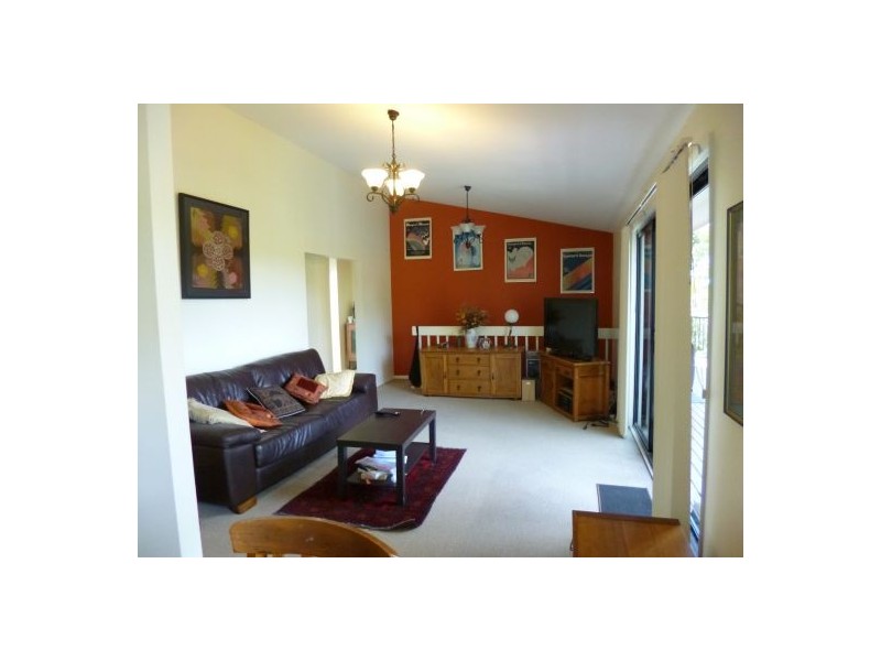 4 Beachcomber Parade, North Avoca NSW 2260