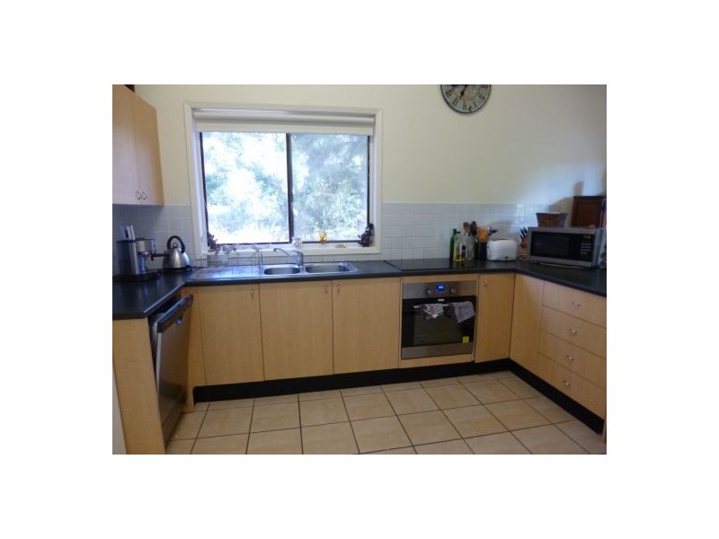 4 Beachcomber Parade, North Avoca NSW 2260