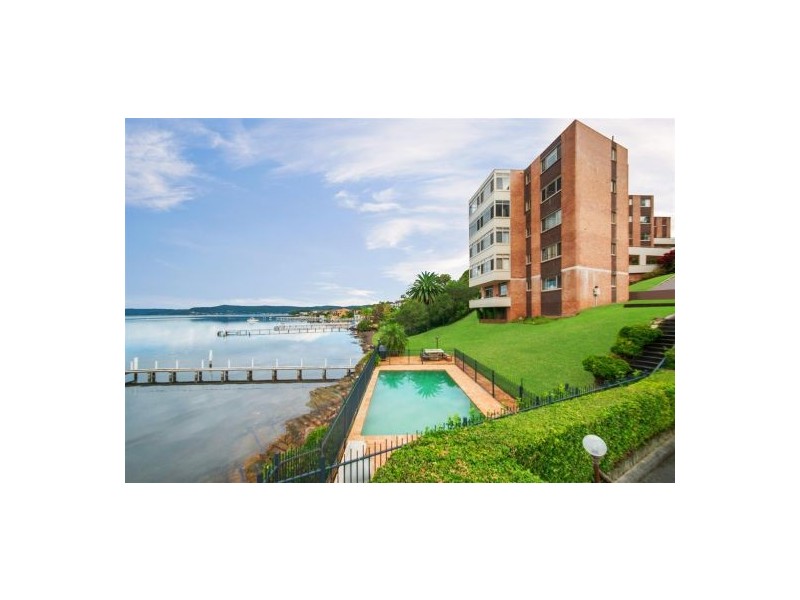 15/53 Caroline Street, East Gosford NSW 2250
