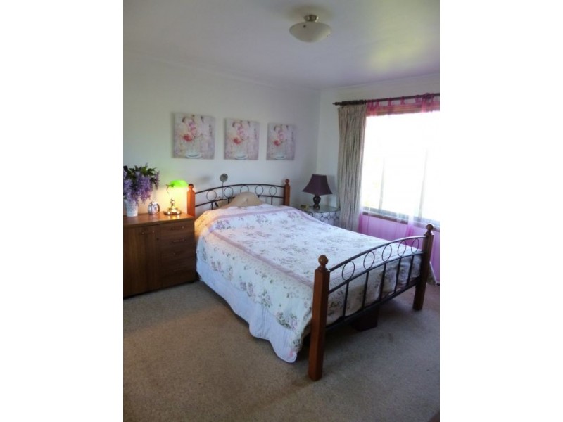 85 Emma James Street, East Gosford NSW 2250