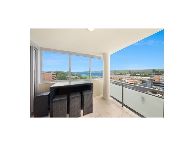 48/12 Baker Street, Gosford NSW 2250