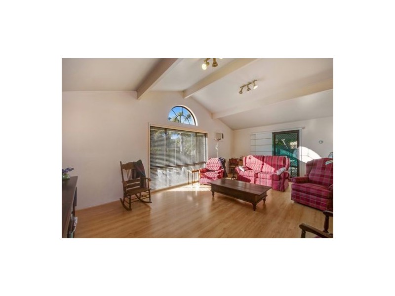 3 Costa Close, Green Point NSW 2251