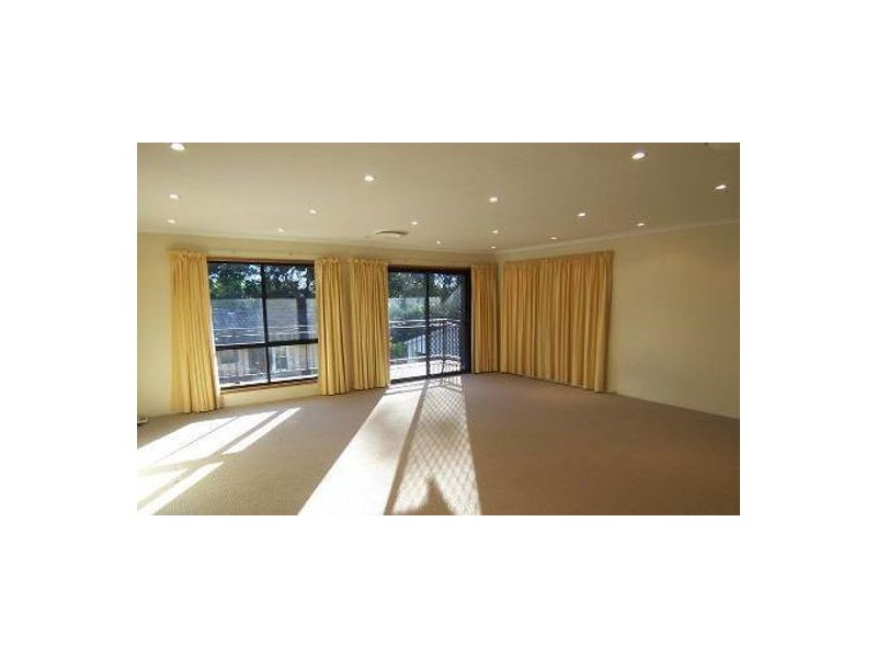 53 Orana Street, Green Point NSW 2251