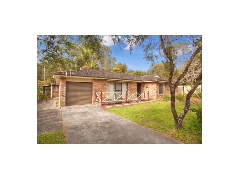 1/206 Avoca Drive, Green Point NSW 2251