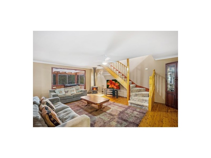 16 Oberton Street, Kincumber NSW 2251