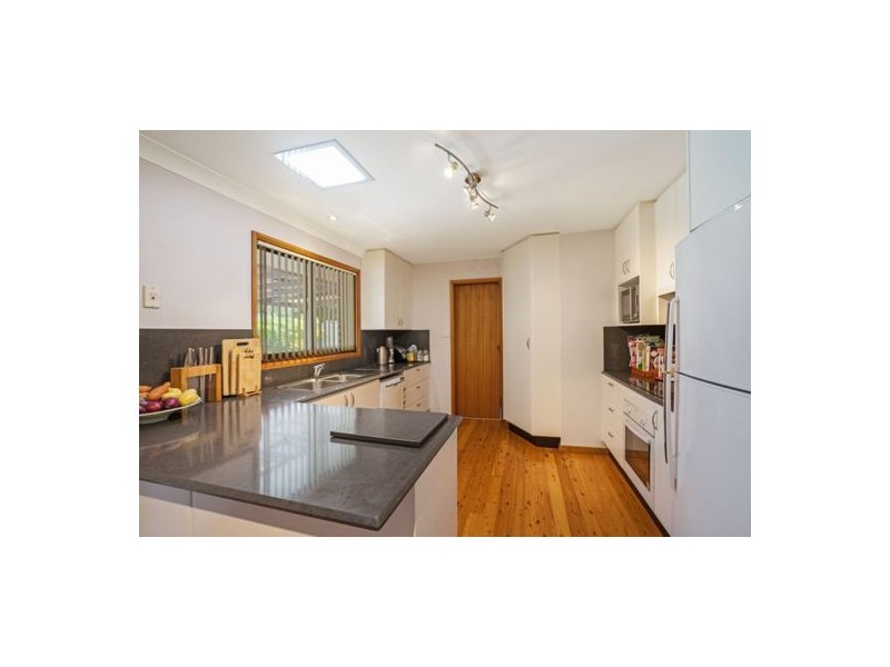 40 Barree Avenue, Narara NSW 2250