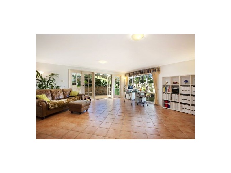 33 Pineridge Close, Lisarow NSW 2250
