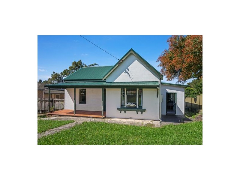 39 York Street, East Gosford NSW 2250