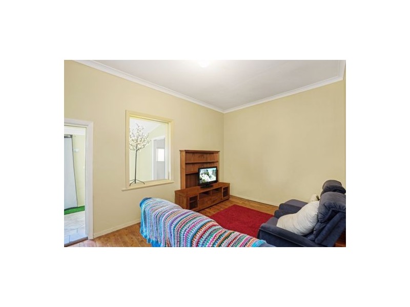 39 York Street, East Gosford NSW 2250