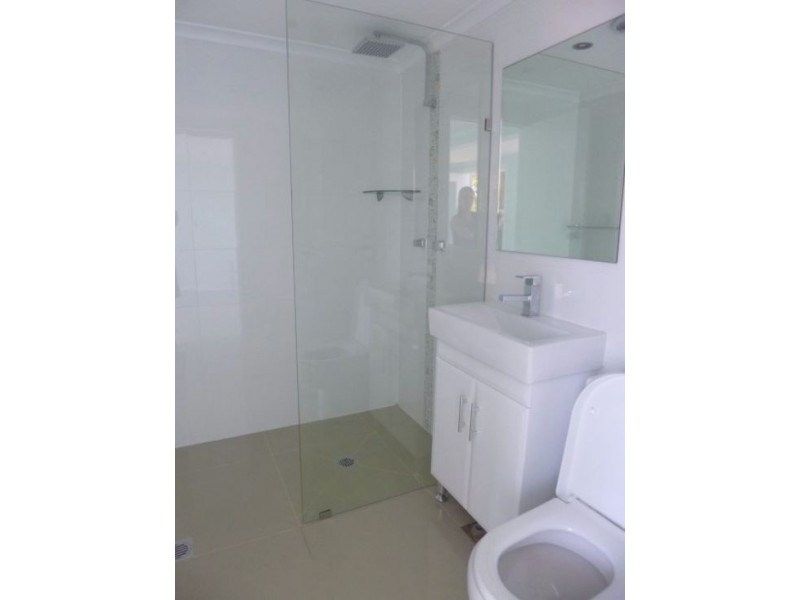 17 Wharf Street, East Gosford NSW 2250