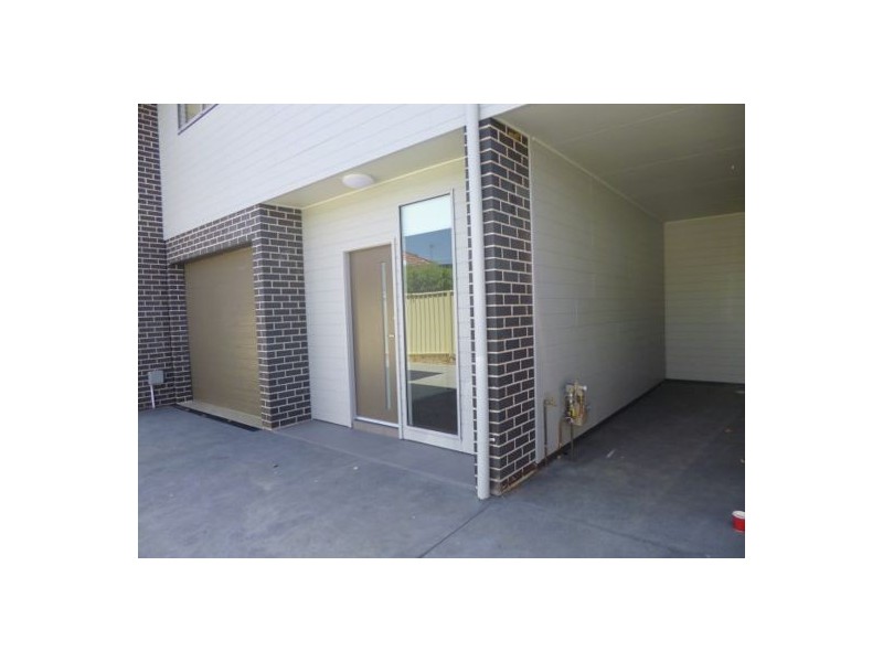 3/33 Melbourne Street, East Gosford NSW 2250