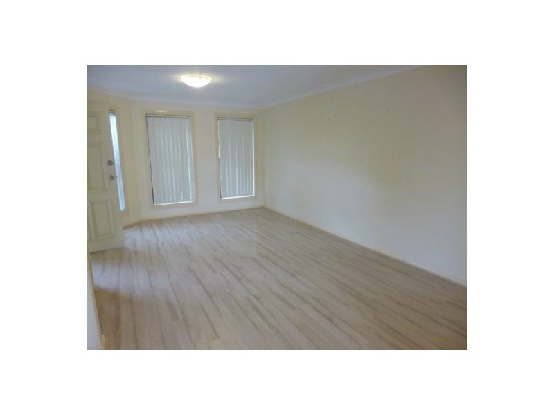 2/76 Wells Street, East Gosford NSW 2250