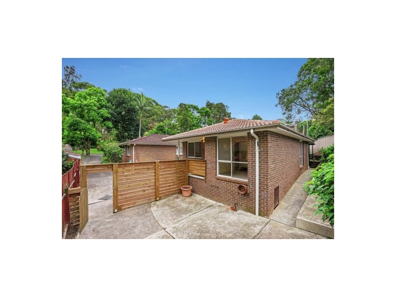 2/10 Redgrove Street, Green Point NSW 2251